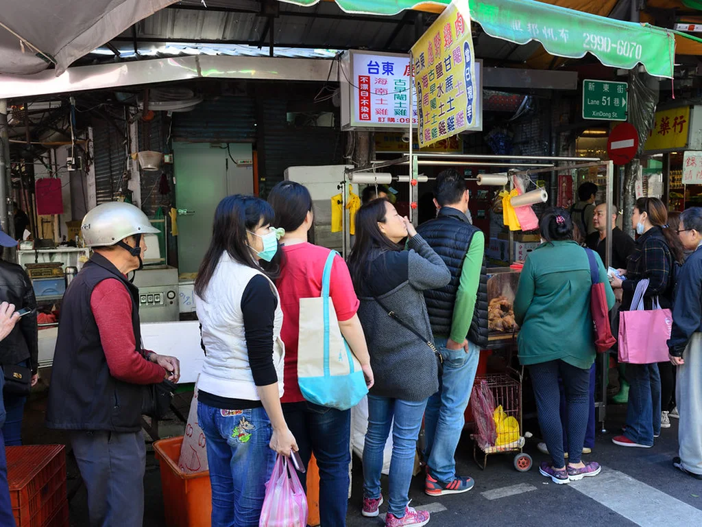 市場排隊人潮